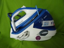 Bügelstation TEFAL PRO EXPRESS TOTAL. 1,8 L. Blau. Effizient