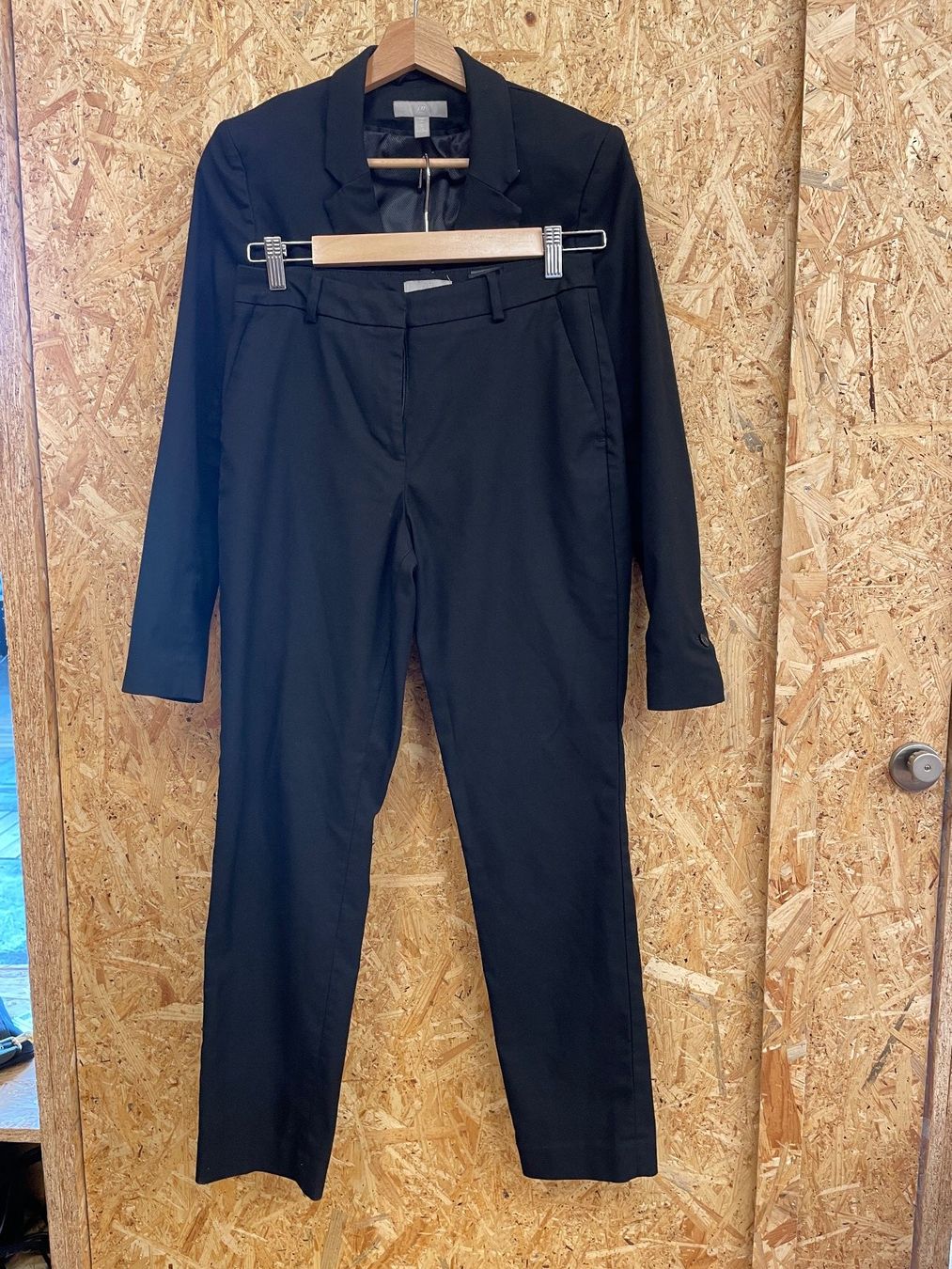 H&M Completi & Tailleur: H&M Ensemble Tailleur – Usato da Lausanne venduto da PlusValue_Lausanne