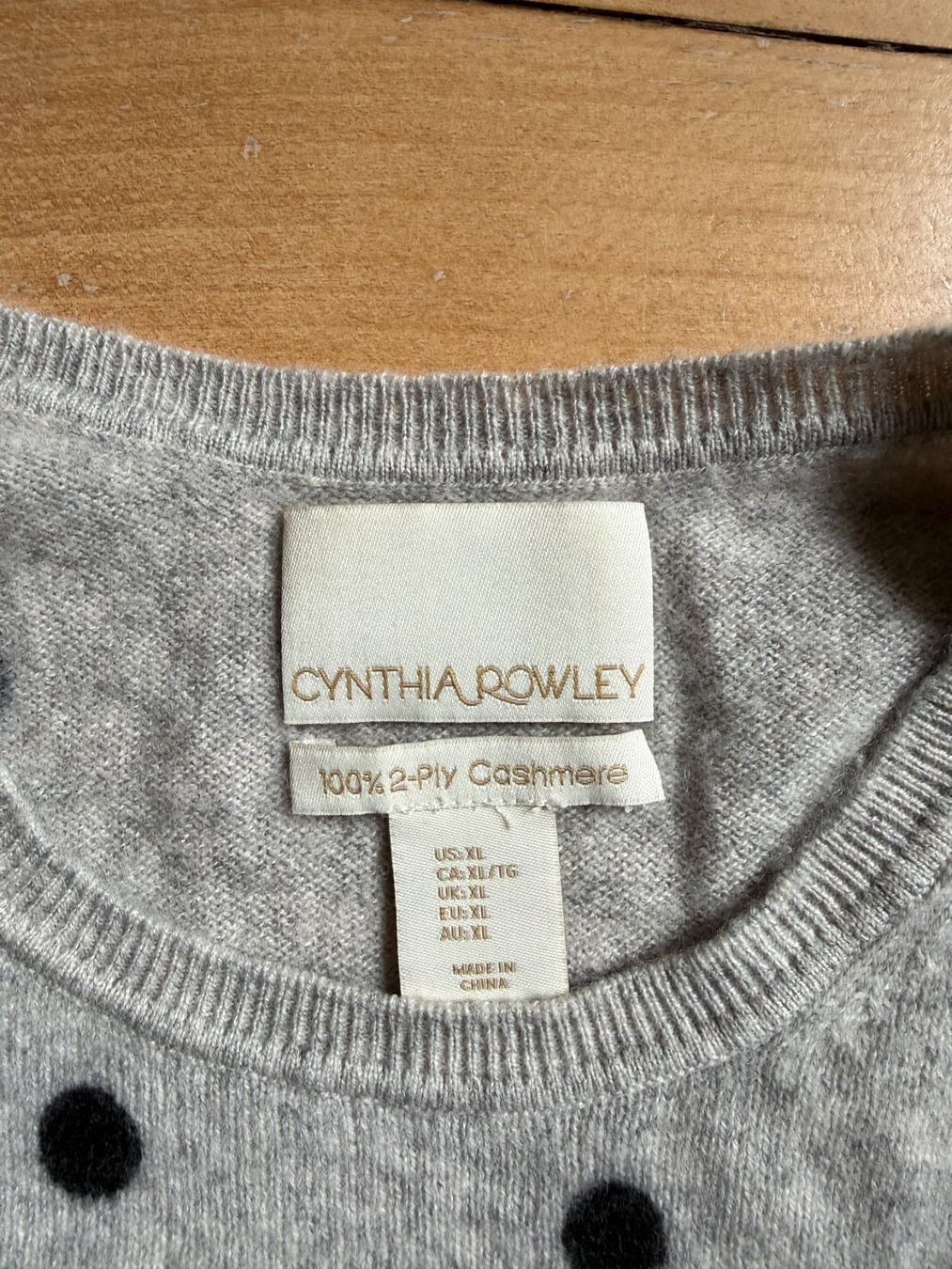 Pullover & Sweatshirts: CYNTHIA ROWLEY - Kaschmir Pullover hellgrau Polka Dots XL – Gebraucht aus Zürich von Diazaio 3