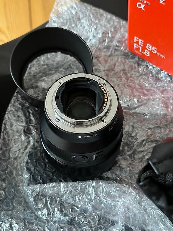 Sony Objectifs: Sony SEL FE 85mm F 1,8 OVP + Filter – D'occasion à Zürich par ana_s7dl 2
