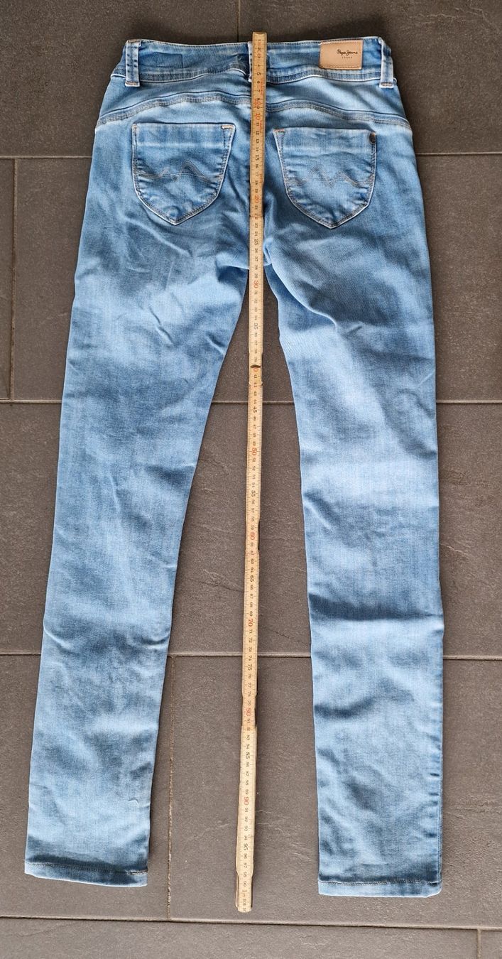 Pepe Jeans Jeans: Pepe Jeans – D'occasion à Aarau Rohr par Ricardo09 7