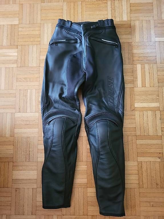 Pantaloni: Pantalon cuir Dainese  – Usato da Carouge GE venduto da pat_9j5k 2