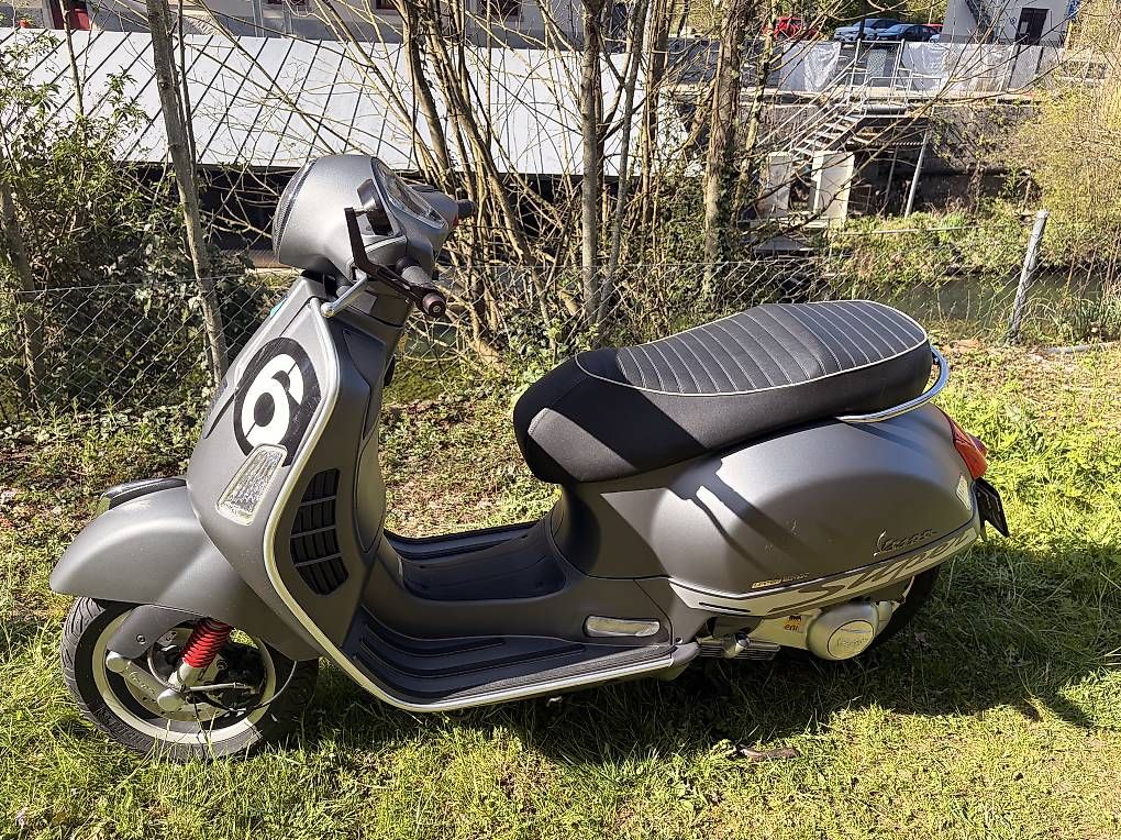 Vespa Scooters: Vespa GTS Super 300 Sport – Gebraucht aus Rupperswil von fra_f75v