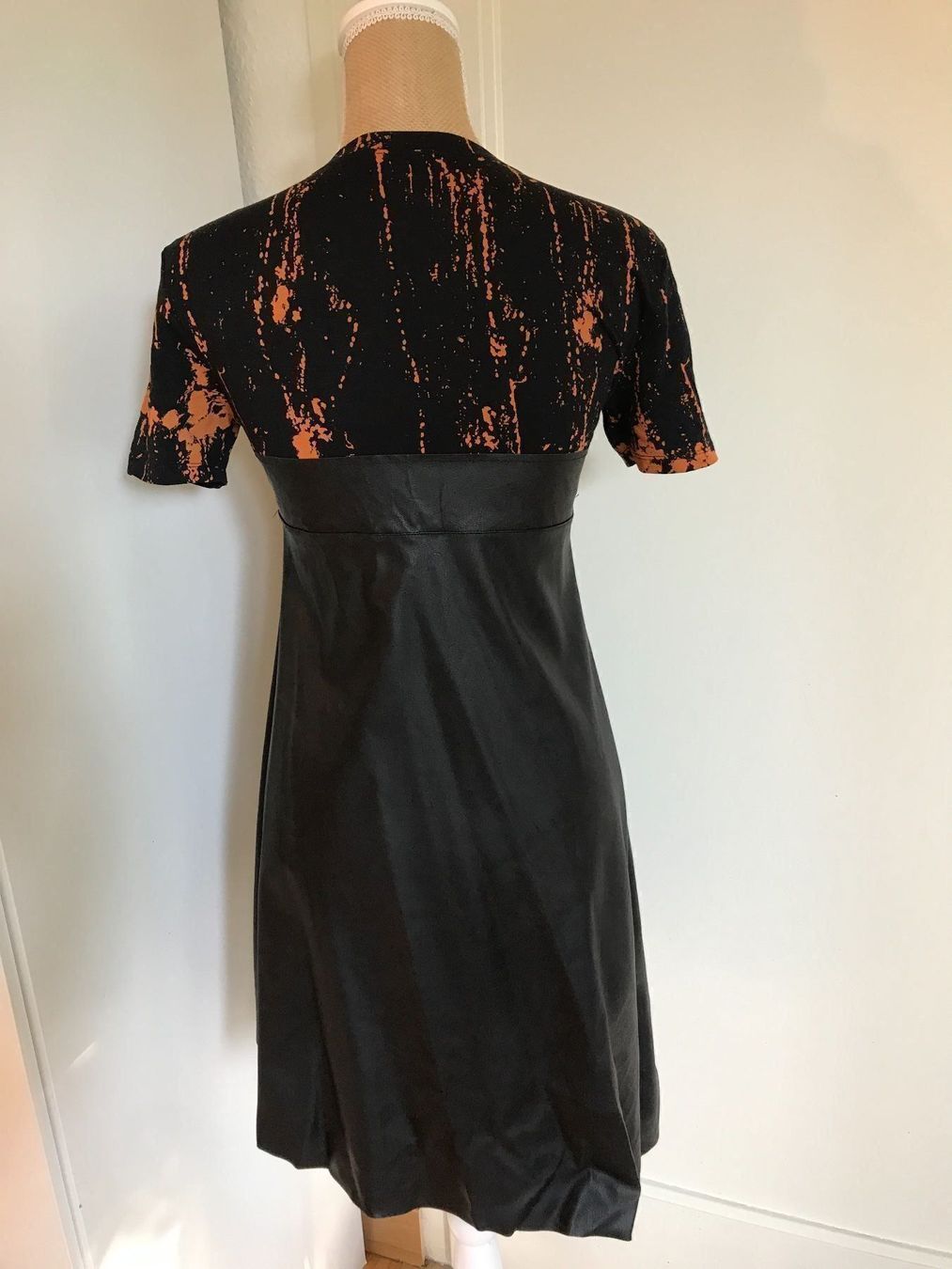 Zara Vestiti: Robe Asymétrique Taille S – Usato da Genève venduto da Annilu 1
