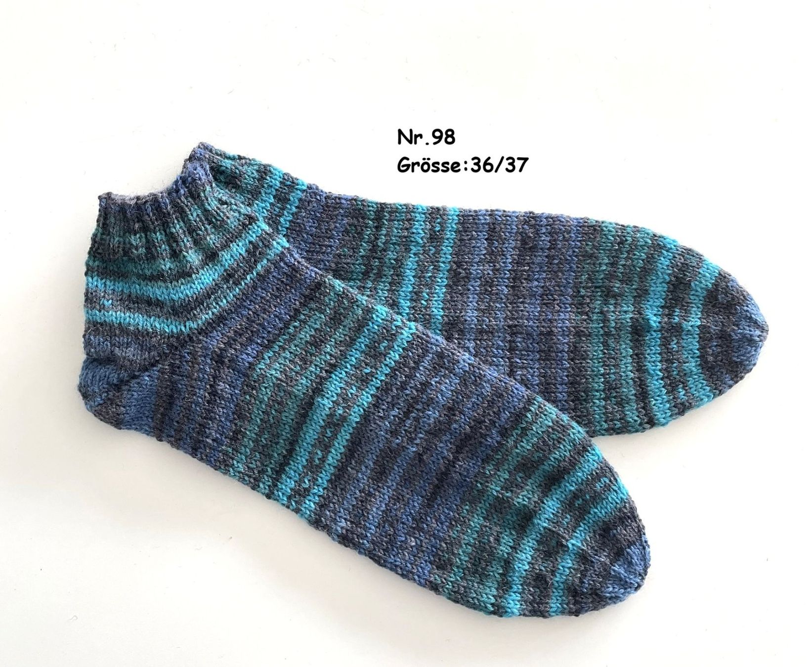 Socken: Sneaker - Socken handgestrickt  Gr.36/37  Nr.98 – Neu und originalverpackt aus Täuffelen von sohalt
