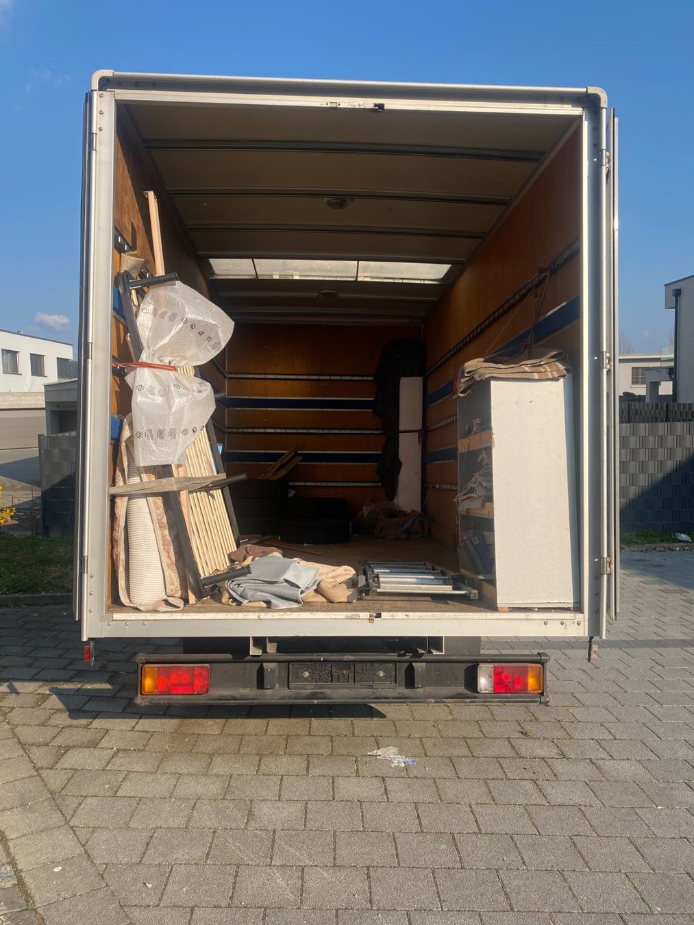 Iveco Nutzfahrzeuge: Lieferwagen Iveco 35C 13 Daily – Gebraucht aus Liestal von dev_qcm9 3