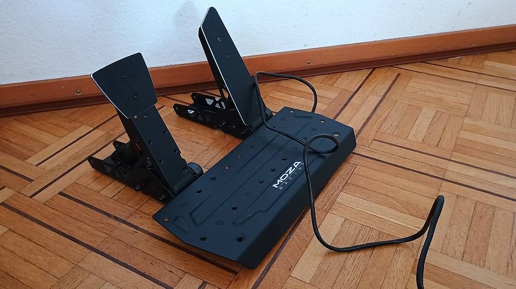 Controller: Pédalier Moza SR-P Load-Cell – Usato da Villars-sur-Glâne venduto da OliHab