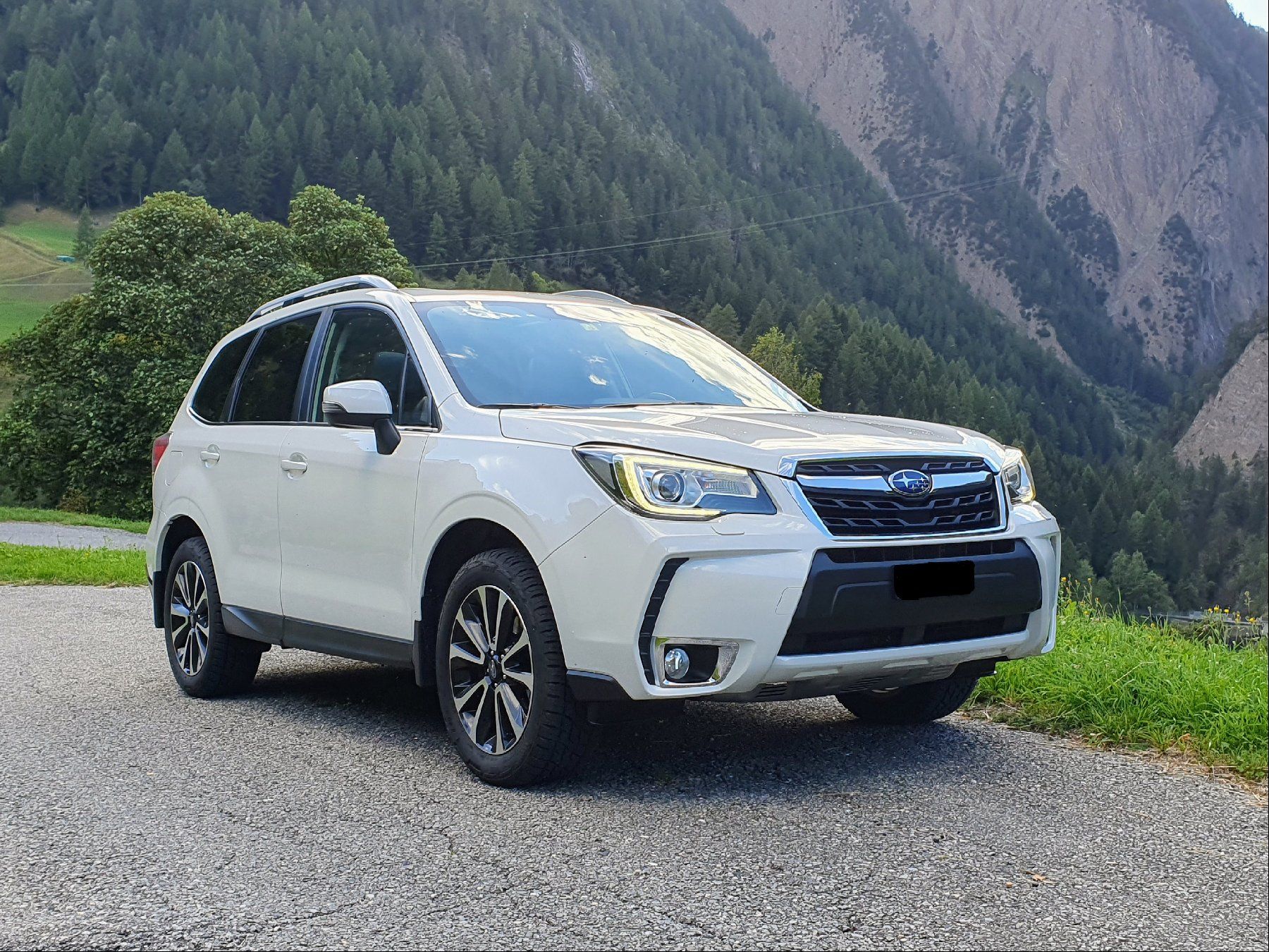 Subaru Autos: Subaru Forester 2.0 XT Turbo – Gebraucht aus Binn von  1