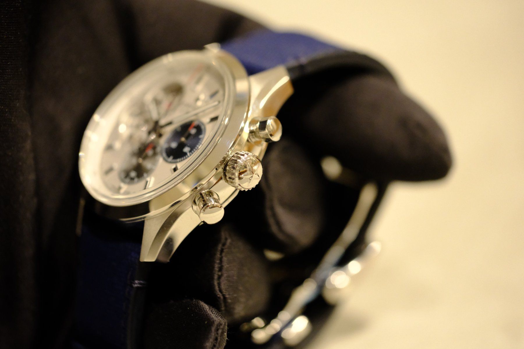 Zenith Montres: Zenith Chronomaster – Neuf avec emballage d'origine à Zermatt par Schindler_Zermatt 1