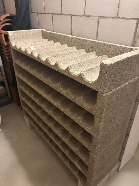 Scaffali: Weinregal aus Beton Stein – Usato da Ueken venduto da inf_djc5