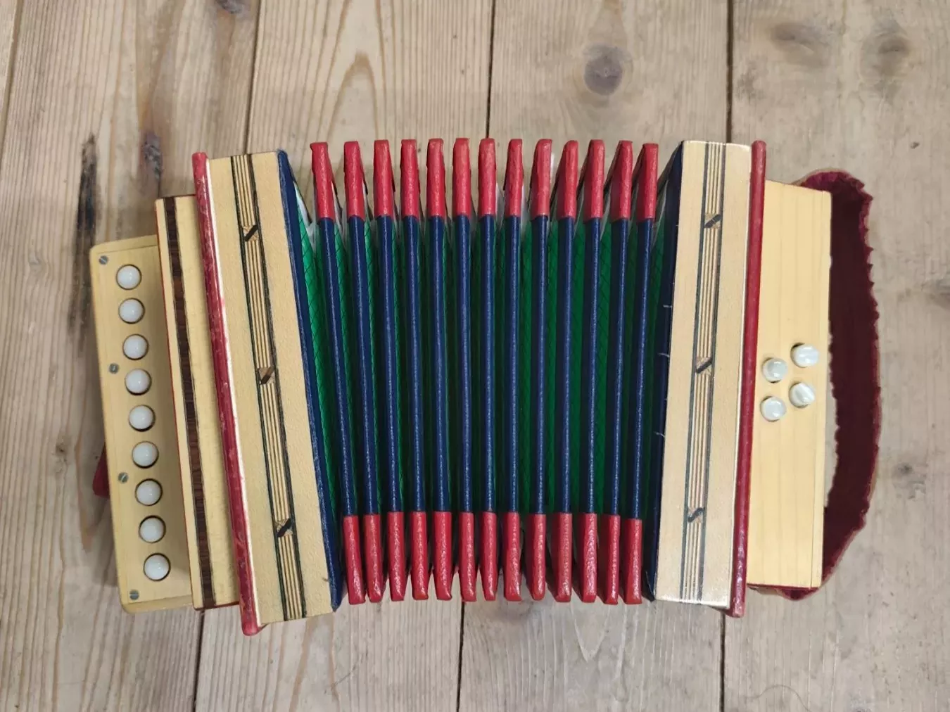 Strumenti musicali: Langnauerli Schwyzerörgeli Handorgel – Usato da Goldswil b. Interlaken venduto da troedlermarkt-goldsw 1