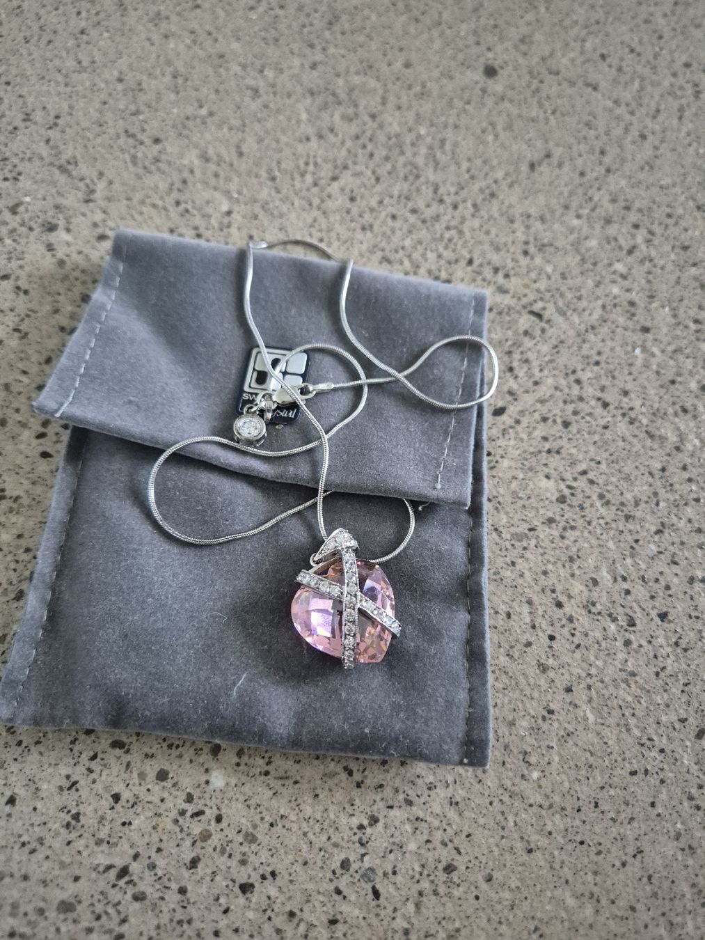 Swarovski Catenine: Swarovski Herz am Kette – Usato da Schlieren venduto da nat_76vd 3
