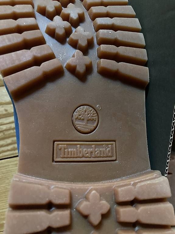 Timberland Scarpe da uomo: neue Timberland Premium Boots 33 – Usato da Steg im Tösstal venduto da mimu_87 1