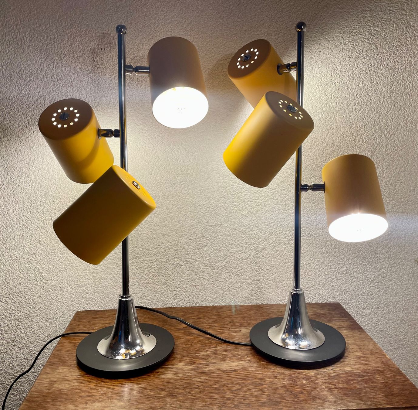 Lampen: Paire de lampes de table, Space Age, année 60/70 – Gebraucht aus Prez vers Siviriez von Mistinguette 1