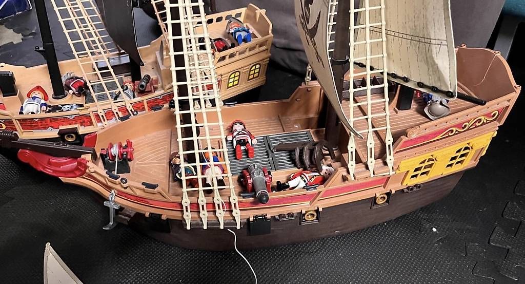 Giocattoli: Piratenschiffe playmobil – Usato da Seuzach venduto da Murmeli89 1