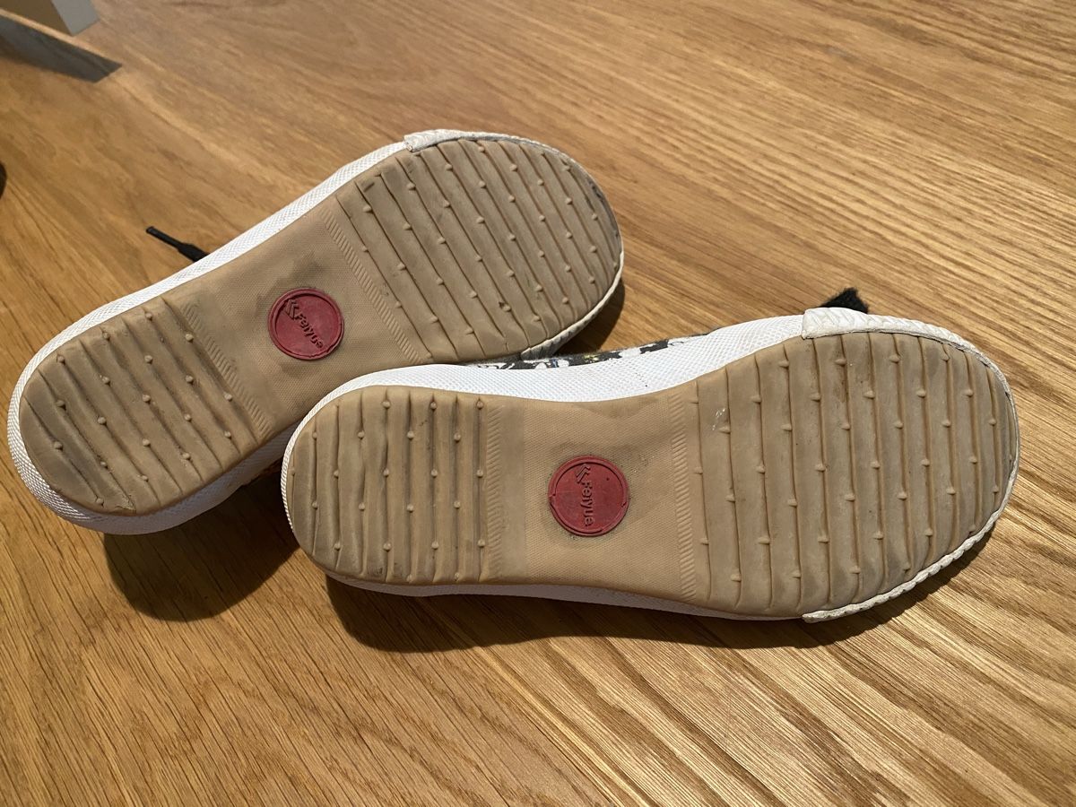 Scarpe per ragazze: Feiyue Sneakers Gr. 30 – Usato da Genthod venduto da Tidus04 3