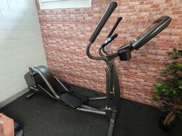 Life Fitness Crosstrainer E1