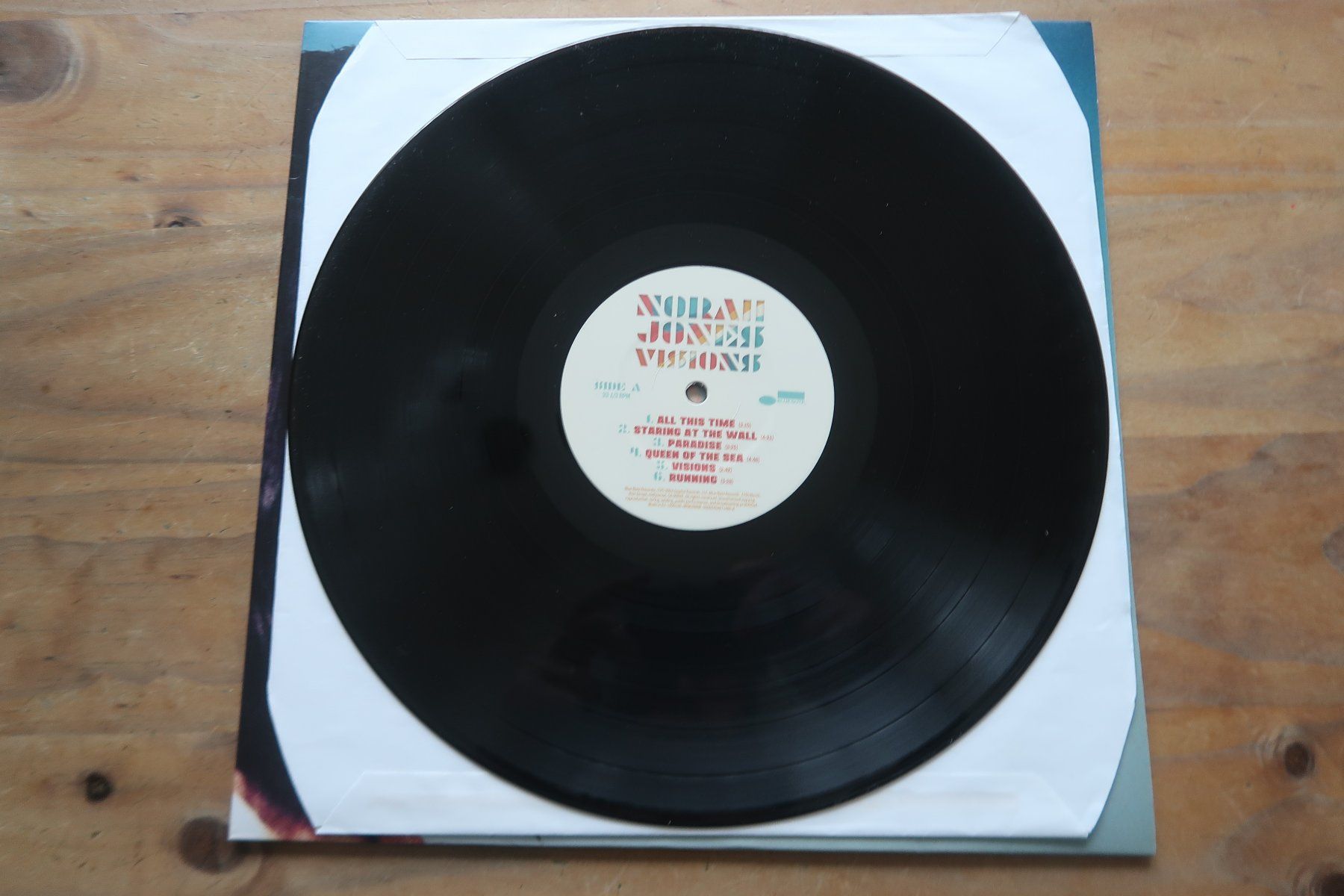 Schallplatten: NORAH JONES - VISIONS - VINYL LP – Gebraucht aus Basel von Patiscat 3