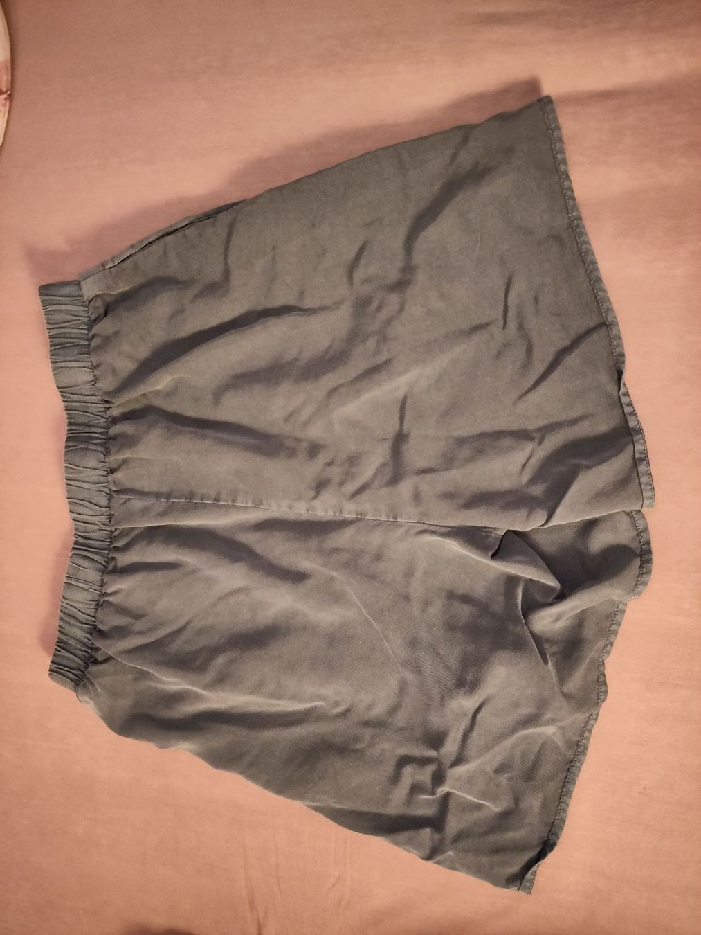 Pantalons: Shorts – D'occasion à Dübendorf par Cocochala8 1