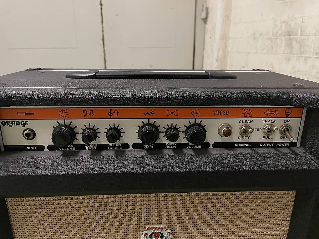 Amplificatori: Orange TH30 Combo Black Edition Gitarrenverstärker  – Usato da Wald ZH venduto da mikesterki 1