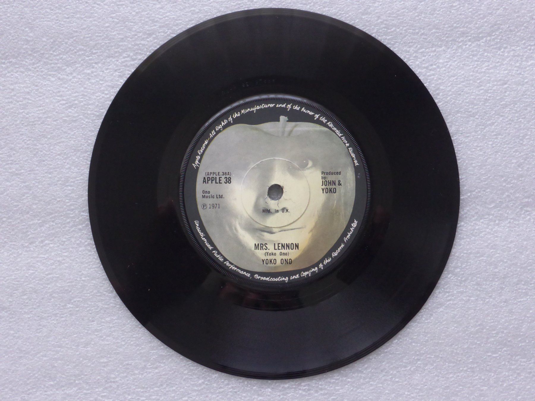 Dischi in vinile: Vinyl Single   YOKO ONO – Usato da Küssnacht am Rigi venduto da Mondkinder 1