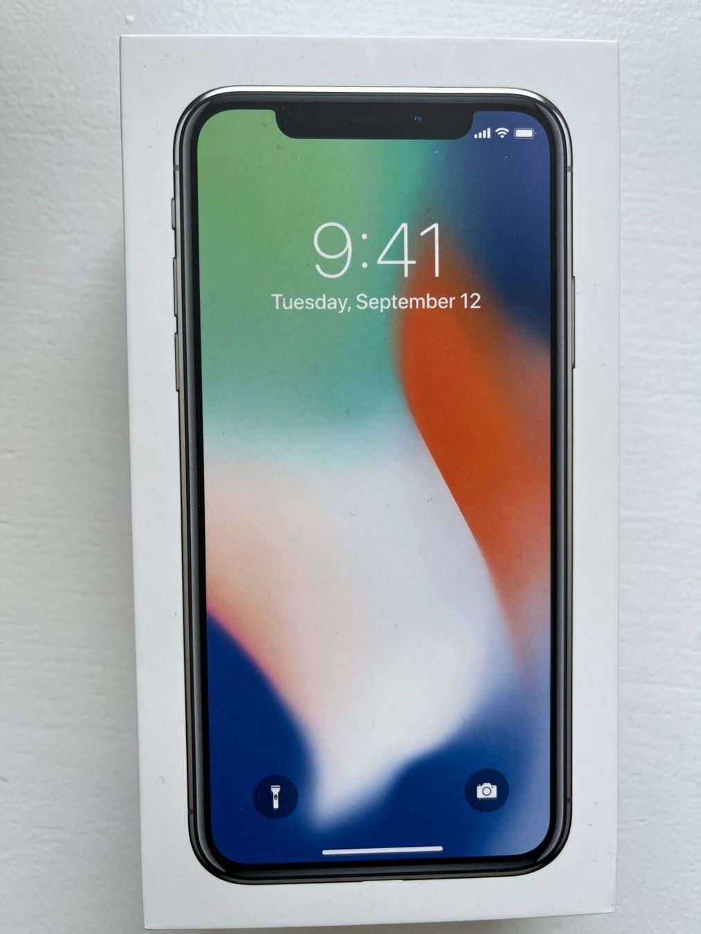 Apple Telefoni cellulari / Smartphones: Apple Iphone X 64 GB silver – Usato da Court venduto da Style_ambre 4