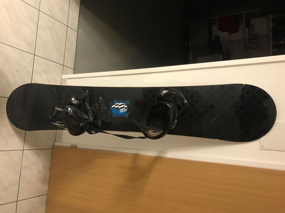 heel fijn kiespijn Snel Snowboard Nitro Shield Wide / Burton | Kaufen auf Ricardo