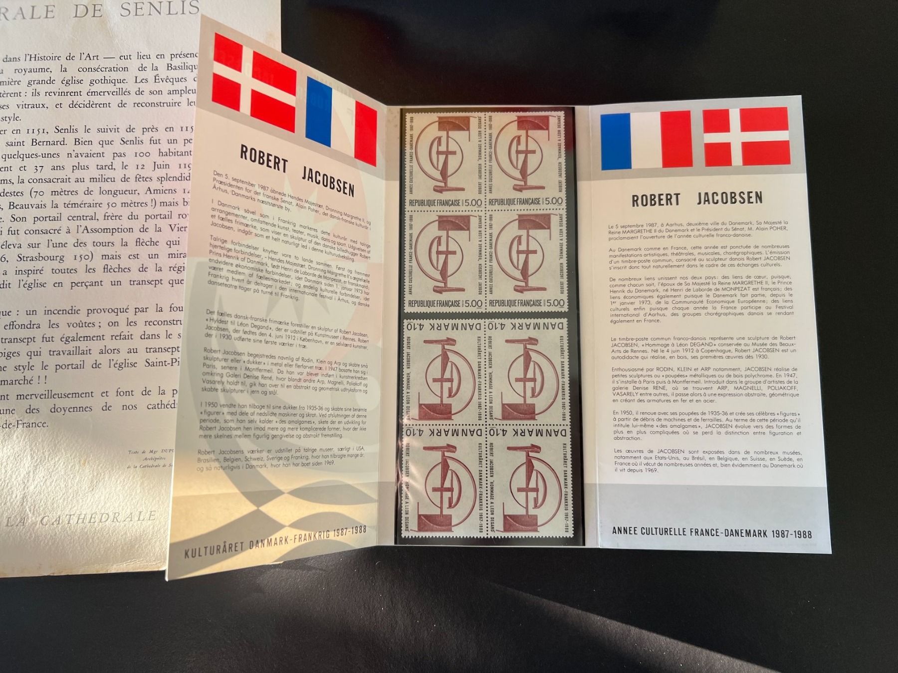 Tutti i francobolli: () Super lot de 150+ souvenirs philatéliques – Usato da Lausanne venduto da ffhoud 7
