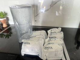 Carafe Brita avec 7 filtres neufs