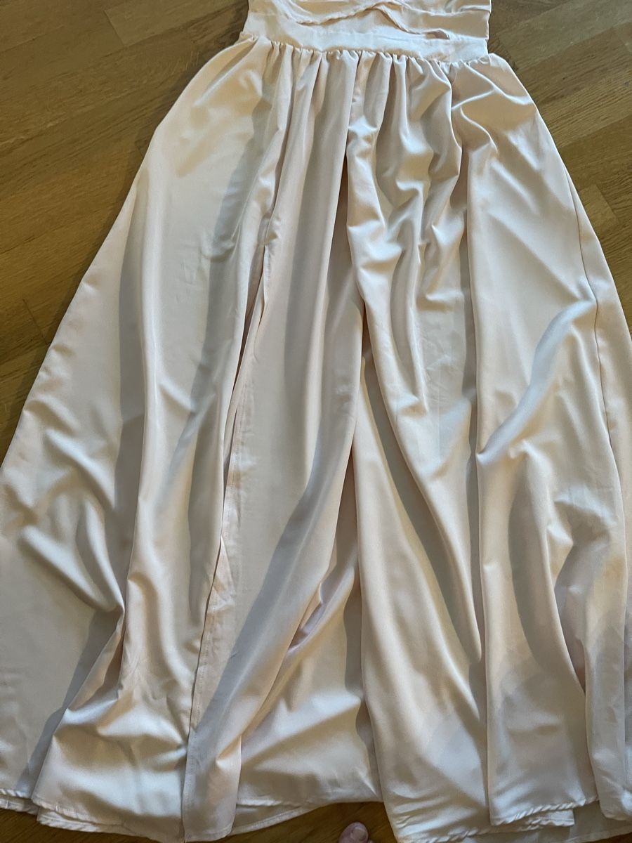 Vestiti: Kleid Grösse 40 EU – Usato da Rüschlikon venduto da Lajniii 4