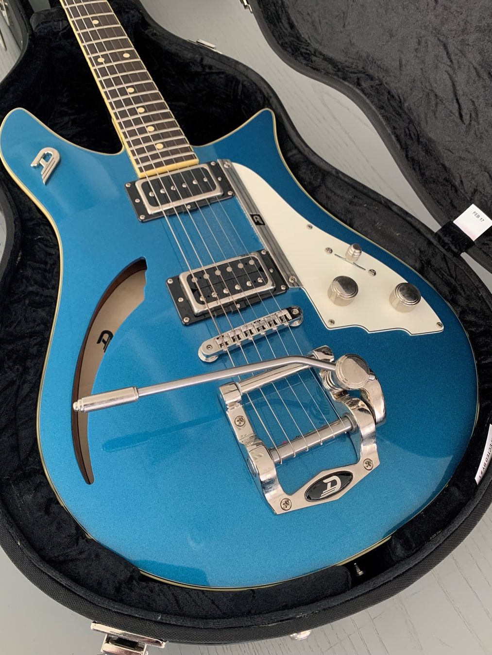 Düsenberg Strumenti musicali: Gitarre Duesenberg Double Cat – Usato da Bellmund venduto da Nussmusic