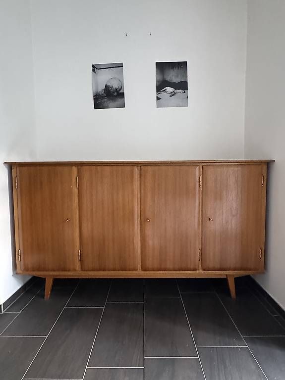 Credenze: Buffet, Sideboard, Schrank, Möbel, Teak Mid century look – Usato da Basel venduto da amr_jwy5