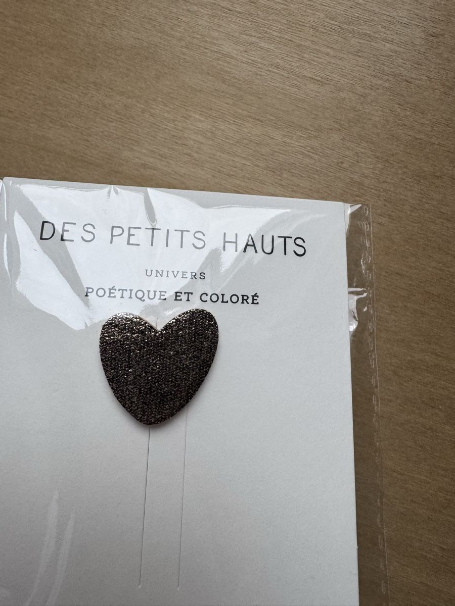 Broches & Aiguilles: Pin des petits hauts Herz – Neuf avec emballage d'origine à Basel par Glamourpourtoi 1