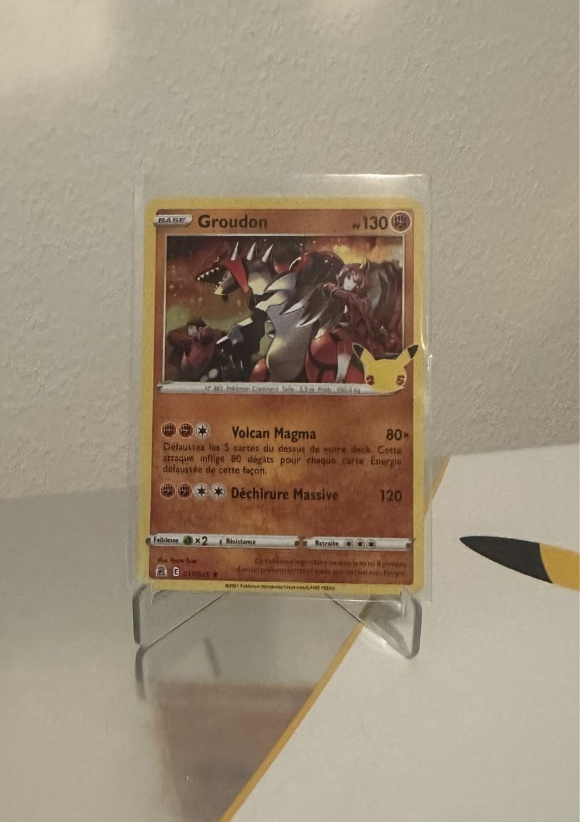 Pokémon Sammelbilder & Trading cards: Pokémon FR Groudon Célébration – Gebraucht aus Grand-Lancy von Mario64