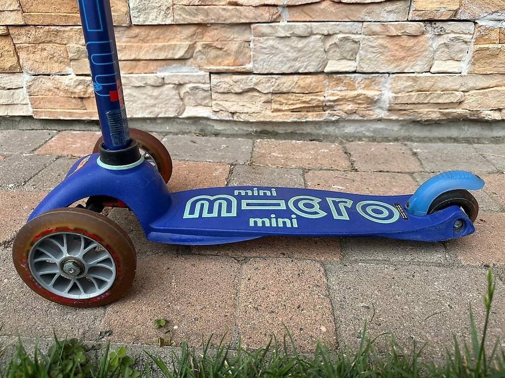 Kickboard: Monopattino Mini Micro + casco originale Micro CHF 20 – Gebraucht aus Gravesano von tut_d8st 1