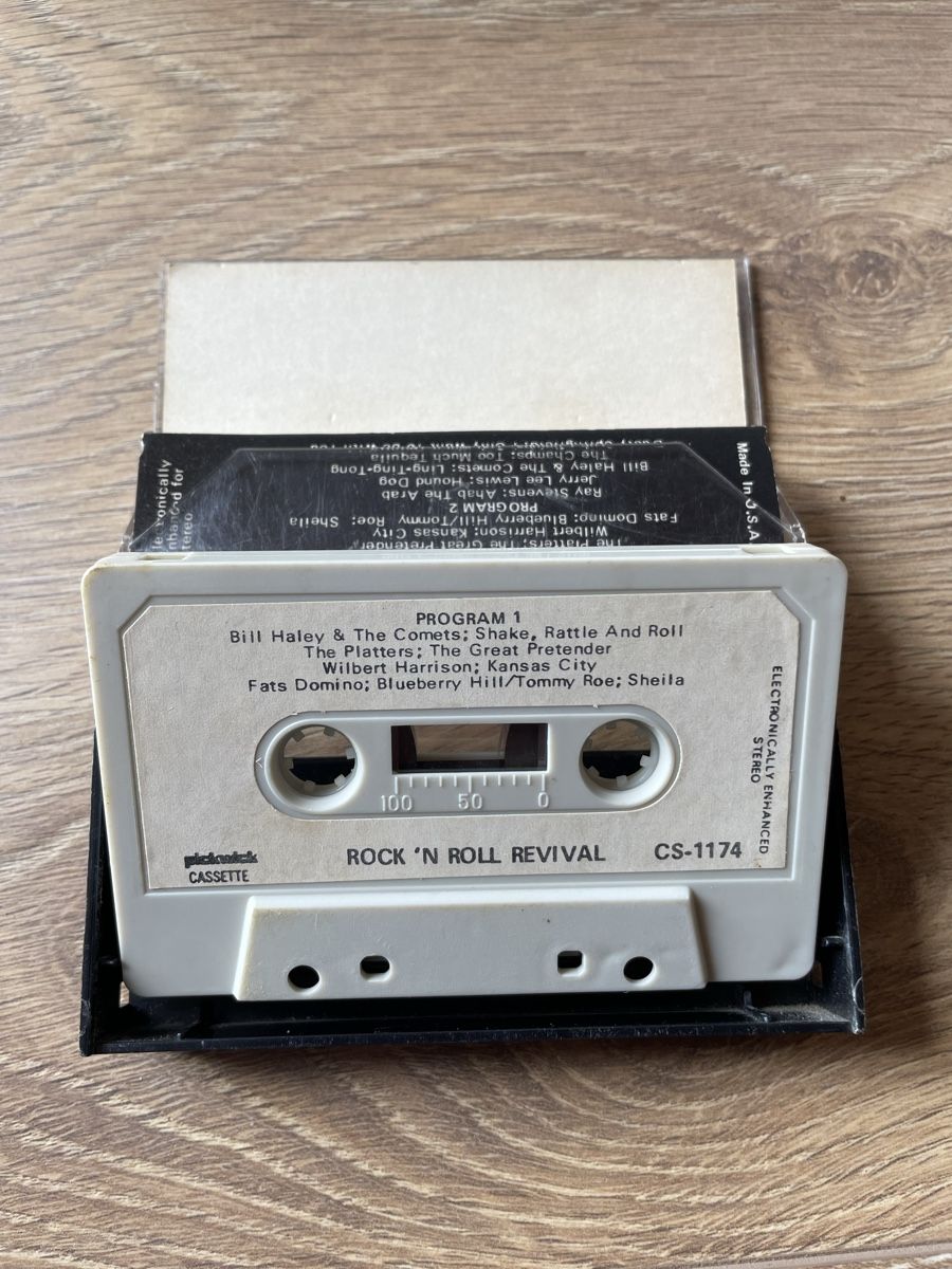 Musicassette: Cassette audio - Rock'n'Roll Revival - compilation – Usato da Lonay venduto da ju-71 3