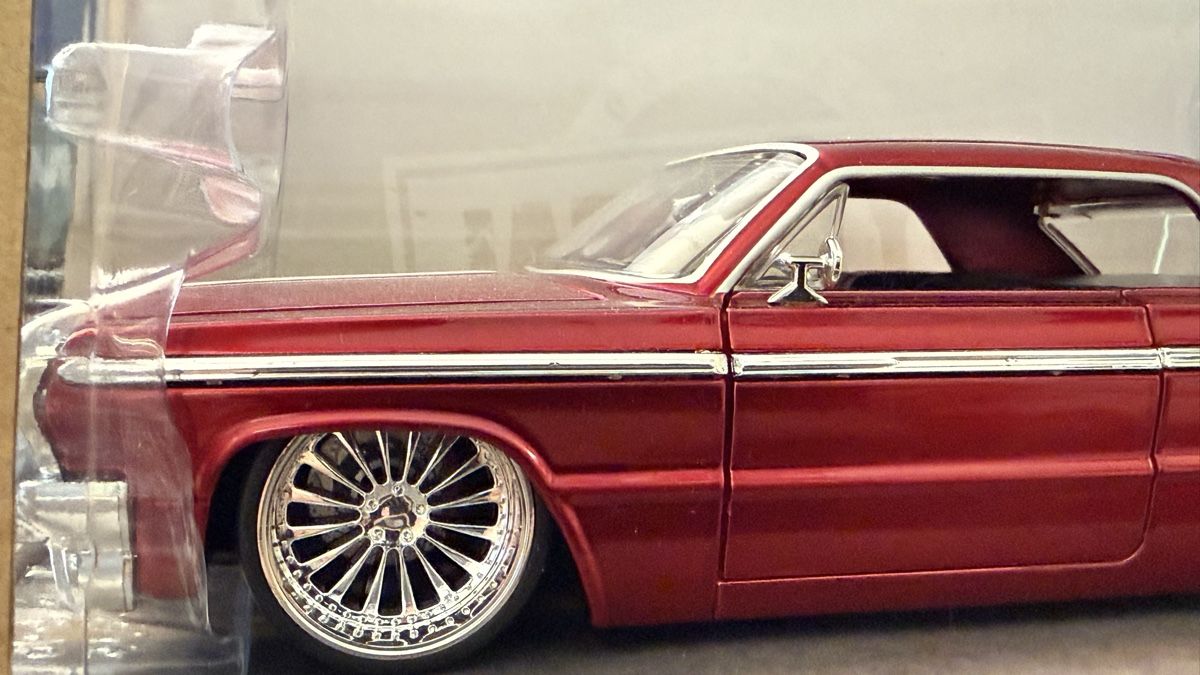 Chevrolet Modellautos:  1964 Chevy Impala Jada Rot 1:24  – Neu (gemäss Beschreibung) aus Basel von Zomeg 4