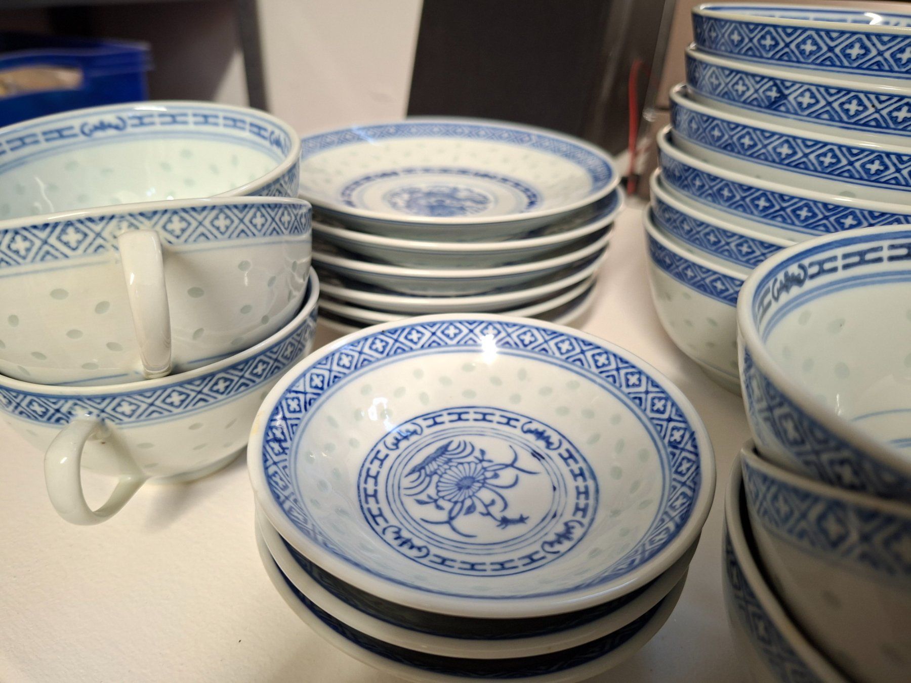 Set di piatti: Chinageschirr Porzellan – Usato da Merenschwand venduto da lea61 2
