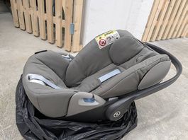 Le Cybex Cloud Z i-Size, Très bon état 50 CHF