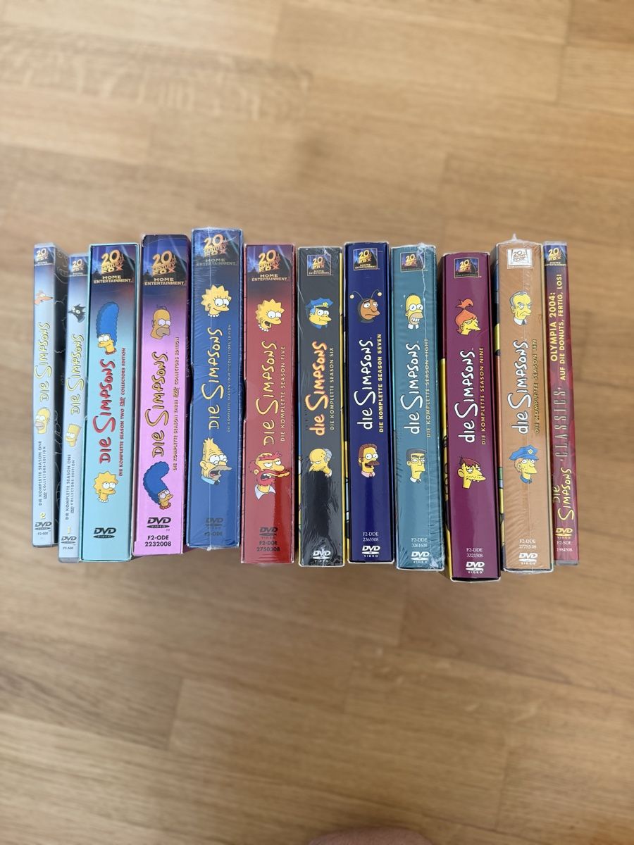 Alle DVDs: Die Simpsons DVDs Season 1-10 – Gebraucht aus Glattfelden von romi_homie