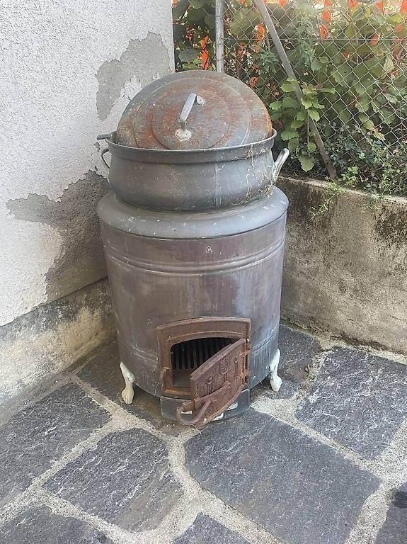Sonstiges antikes Mobiliar: Vecchia caldaia di rame – Gebraucht aus Agno von pum_c2xn