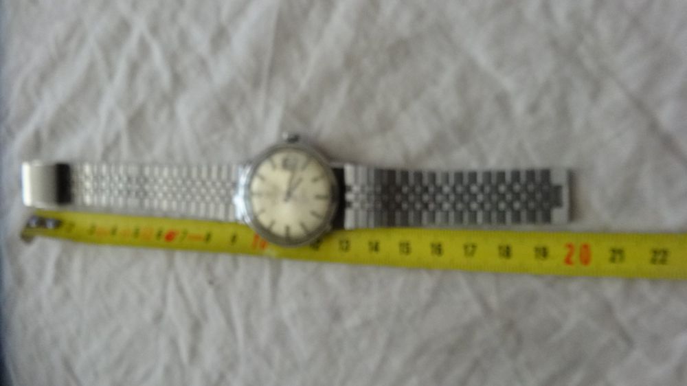 Rodania Montres: RODANIA  HERREN ANTIK UHR.AUTOMATIC.DATE, LÄÜFT--34X38MM – D'occasion à zürich par ahmad01 1