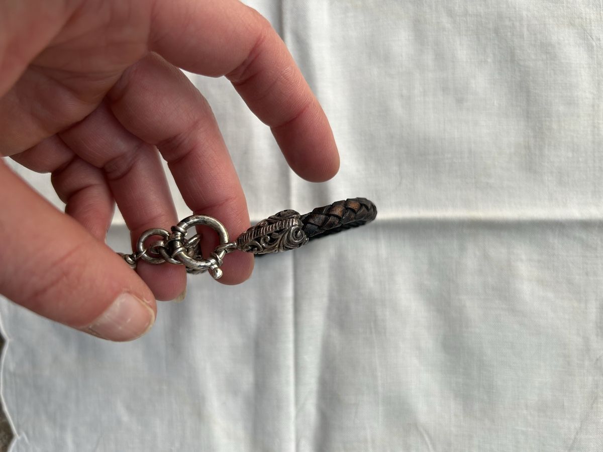Bracciali & Braccialetti: Geflochtenes Lederaband Silber Karneol – Usato da Birsfelden venduto da Exclusivity 2
