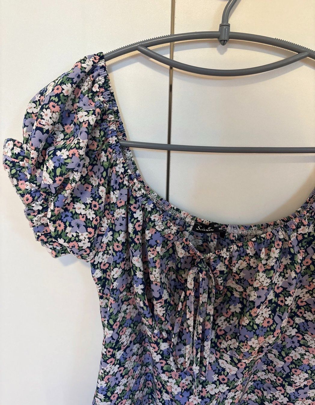Vestiti: Robe fleurie d'été, épaules dénudées – Usato da Grimisuat venduto da nAth.- 2