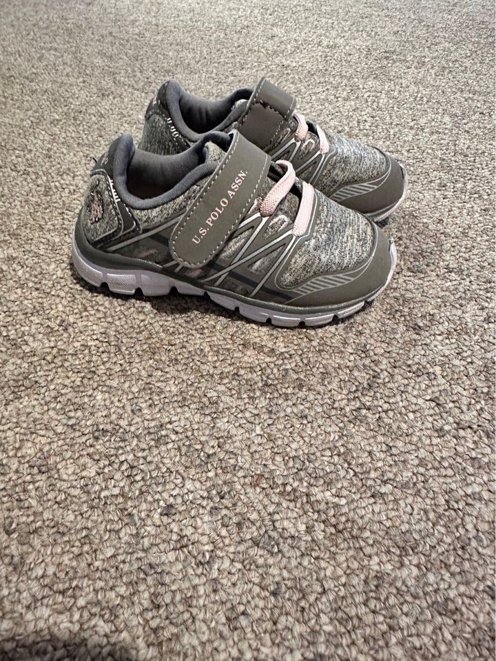 US Polo Scarpe per ragazzi: U.S Polo assn. Schuhe Grösse 23.5 – Usato da Oeschgen venduto da Mich_elle