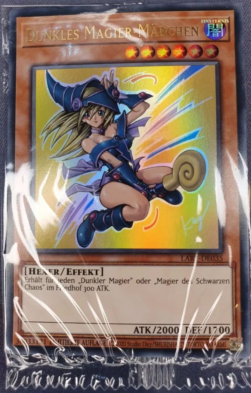 Yugioh Carte collezionabili: YuGiOh Dunkles Magier Mädchen – Usato da Altstätten SG venduto da ChangeMaker