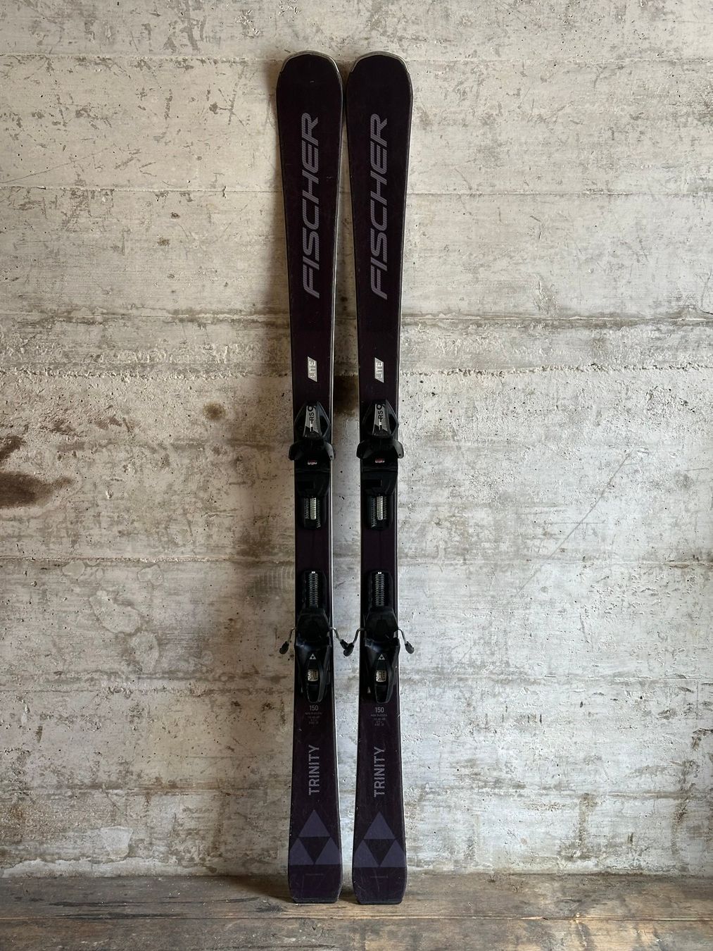 Fischer Skis: Fischer Trinity Ski 150CM – Gebraucht aus Emmenbrücke von karkarkar