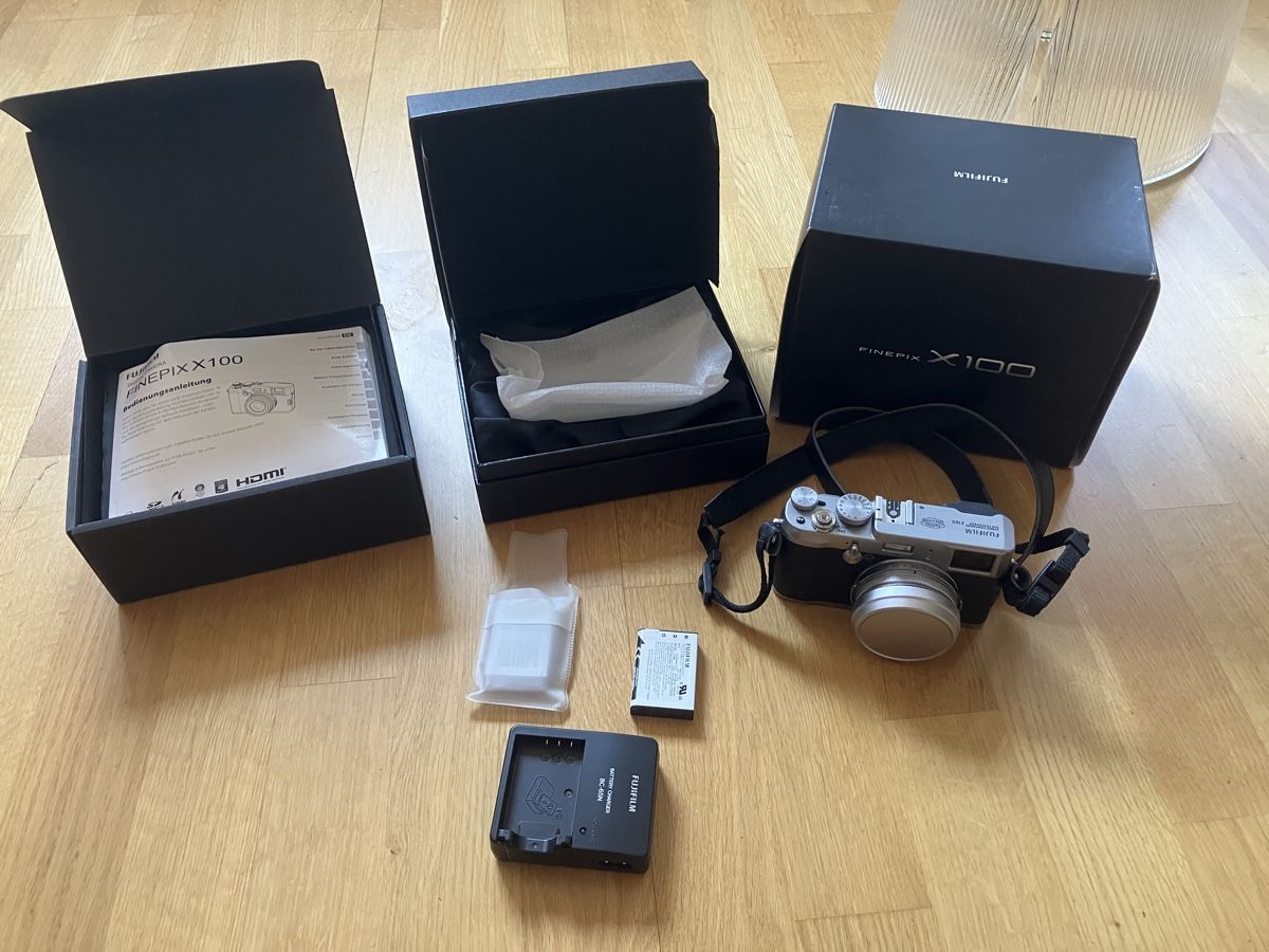 Fujifilm Appareil photo: Fujifilm FinePix X100 – D'occasion à Zürich par Wooha 4