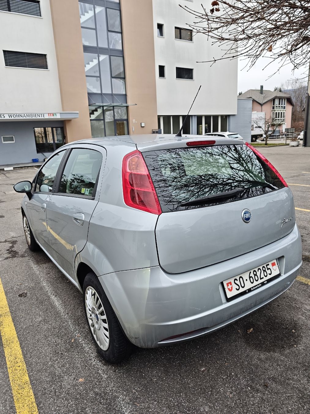Fiat Autos: Fiat Punto 1.4 8V ab 1fr.- – D'occasion à Derendingen par Mehmeto 5