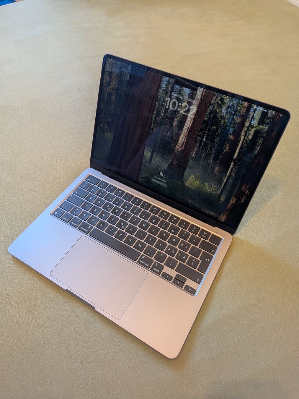 Apple Notebooks: MacBook Air M2 2022 – Defekt aus Grächen von murco_s
